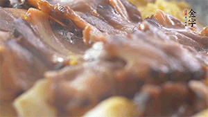 大火蒸至15分鐘即可。